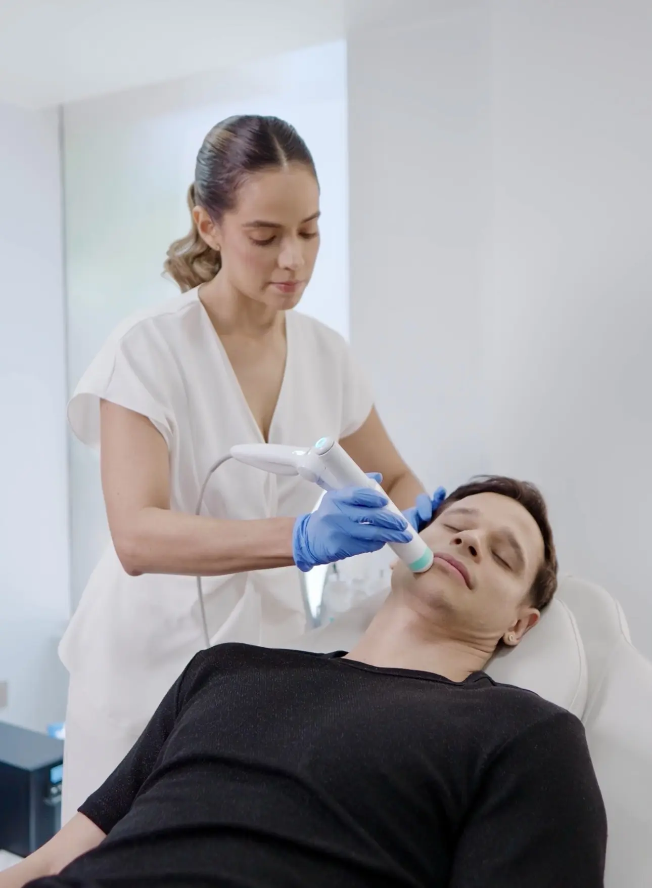 Professional Ultraformer application at Essencell
